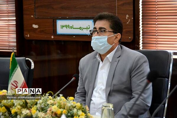 تجلیل از مسئولان دفتر معاونان و نیروهای خدماتی  اداره‌کل آموزش و پرورش استان بوشهر
