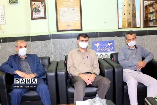 جلسه ستاد کمک مومنانه آموزش و پرورش شهرستان دشتی