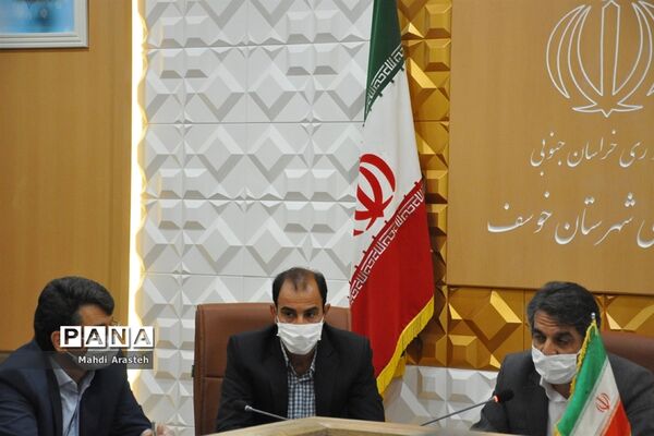 بررسی مشکلات کارخانه چدن توسط نماینده مردم بیرجند، خوسف و درمیان درمجلس شورای اسلامی