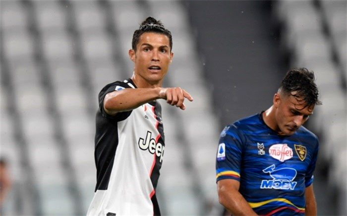 بانوی پیر به قهرمانی نزدیک‌تر شد