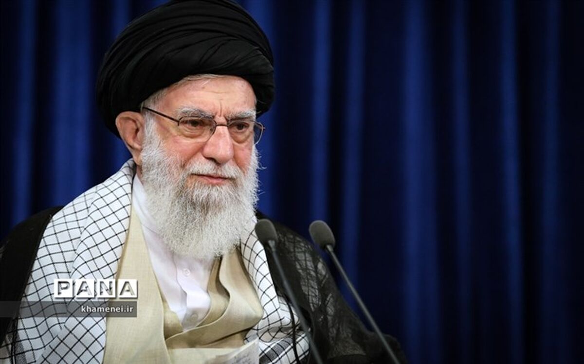 مبارزه با فساد بدون ملاحظه و تعدی و فقط بر مدار حق، عدل و قانون