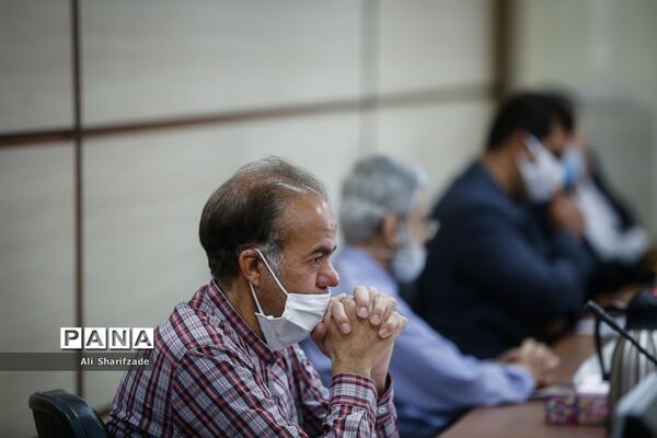 نشست تبیین ابعاد جامعه شناسی، روانشناختی و تربیت خشونت خانگی