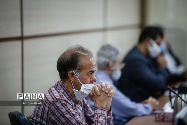 نشست تبیین ابعاد جامعه شناسی، روانشناختی و تربیت خشونت خانگی