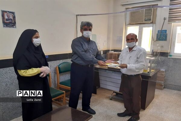 تجلیل از دختران آموزش و پرورش دشتی