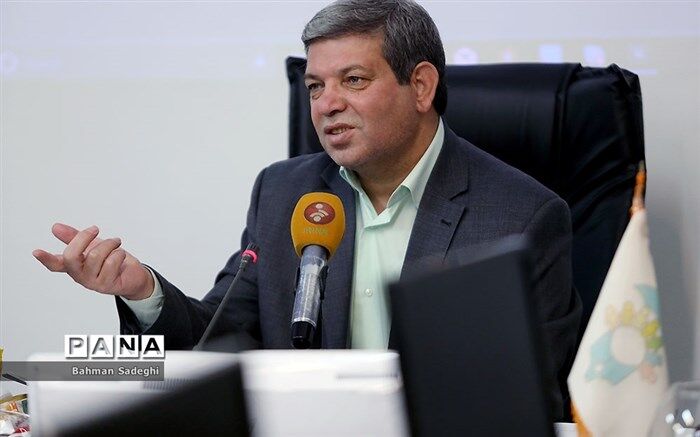 حسینی: یکی از راه‌های استفاده از نظریات مدیران، راه‌اندازی پارلمان مجازی و واقعی مدیران است