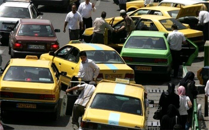 تاکسی های قزوین روزانه 250 هزار نفر را جابجا می کنند