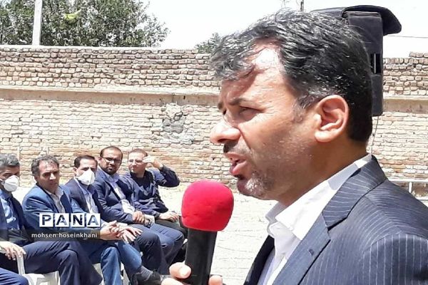 کلنگ زنی مدرسه خیرساز سگزآباد