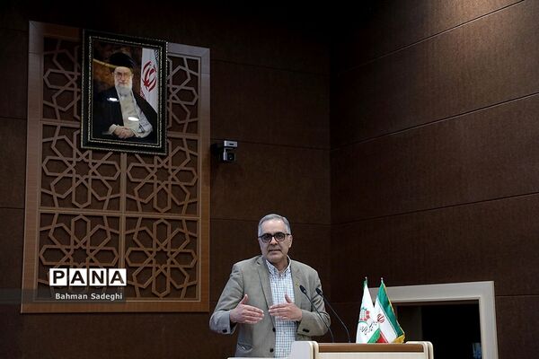مراسم تجلیل از برگزیدگان اولین دوره مسابقات نوآوری‌های صنعتی