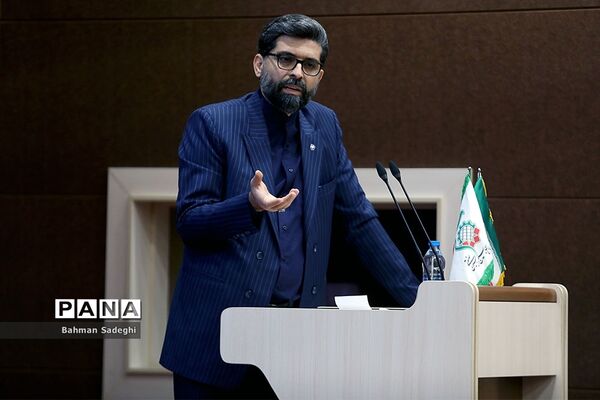 مراسم تجلیل از برگزیدگان اولین دوره مسابقات نوآوری‌های صنعتی