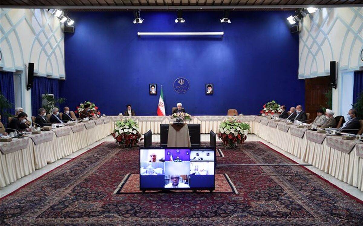 کرونا تمام نشده و حداقل تا پایان سال با آن درگیر هستیم