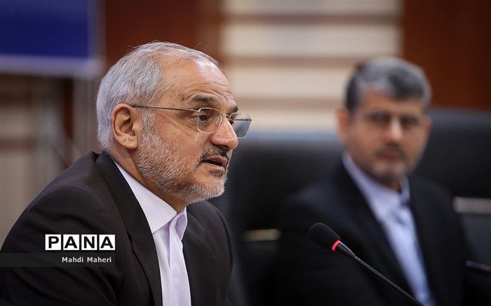 محتوای یادگیری نقطه عزیمت برای اجرایی شدن سند تحول بنیادین است