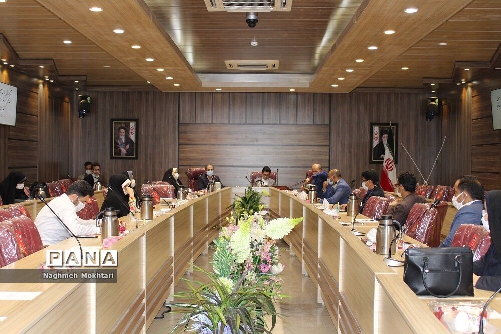 جلسه توجیهی آموزشی مسئولان سازمان دانش‌آموزی مناطق 21گانه شهرستان‌های استان تهران