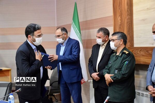 مراسم تجلیل از فعالان جهادگر رزمایش مواسات و کمک مومنانه آموزش و پرورش استان آذربایجان شرقی