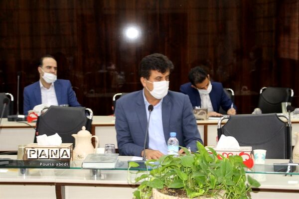 گردهمایی مدیران و روسای آموزش و پرورش استان بوشهر به صورت ویدئو کنفرانس