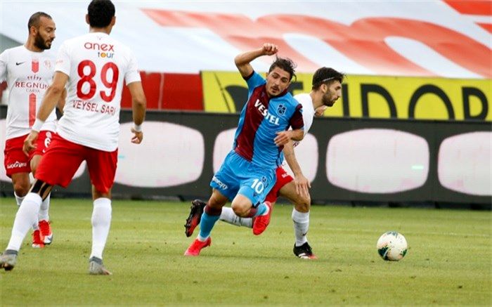 سوپر لیگ ترکیه؛ ترابوزان  با مدافع استقلالی از جام دور شد