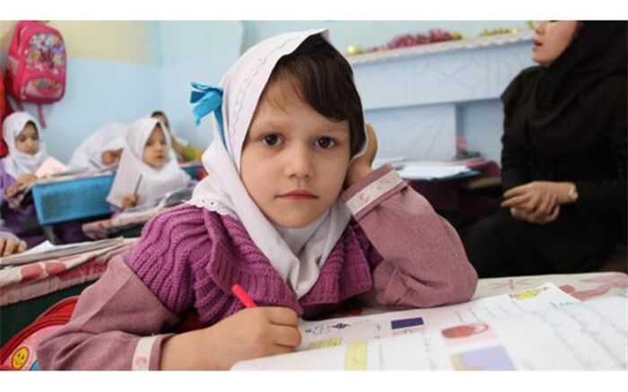 از اعلام زمان بازگشایی مدارس تا برگزاری آزمون استخدامی آموزشیاران نهضت سوادآموزی