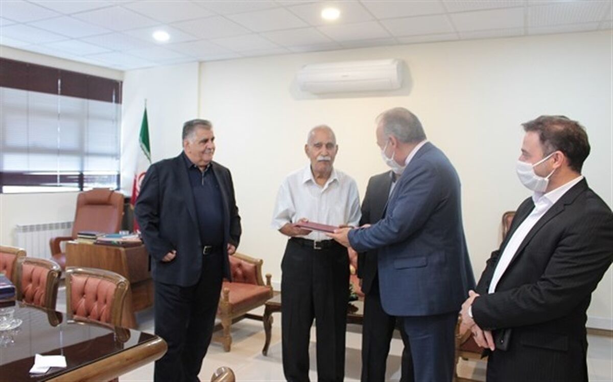 خیرین سفیران مهر و الگوی محبت هستند