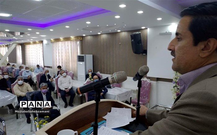 آموزش، با وجود تعطیلی مدارس ادامه یافت