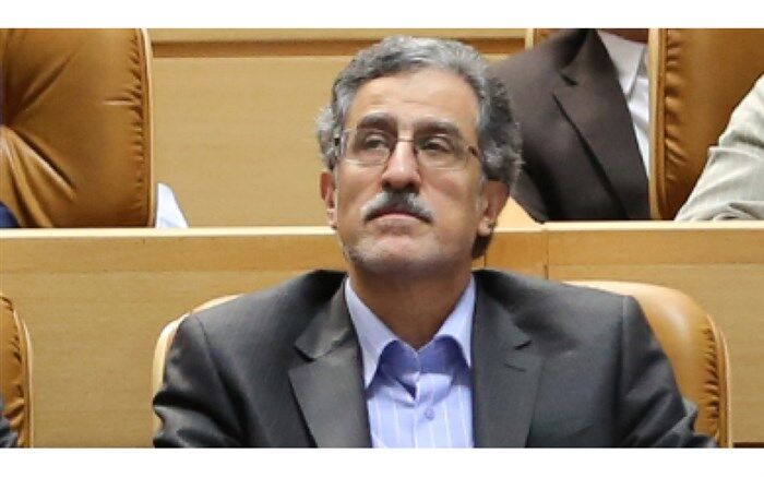 کارت بازرگانی صادرکنندگان متخلف تعلیق شود