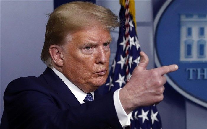 ترامپ آتش بیار معرکه پلیس و دموکرات‌ها شد