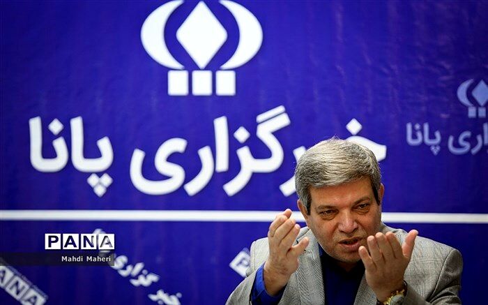 حسینی: سازکارهای اجرای بسته‌های تحولی بر بستر فناوری اطلاعات و با اولویت استفاده از شبکه شاد تدوین خواهد شد