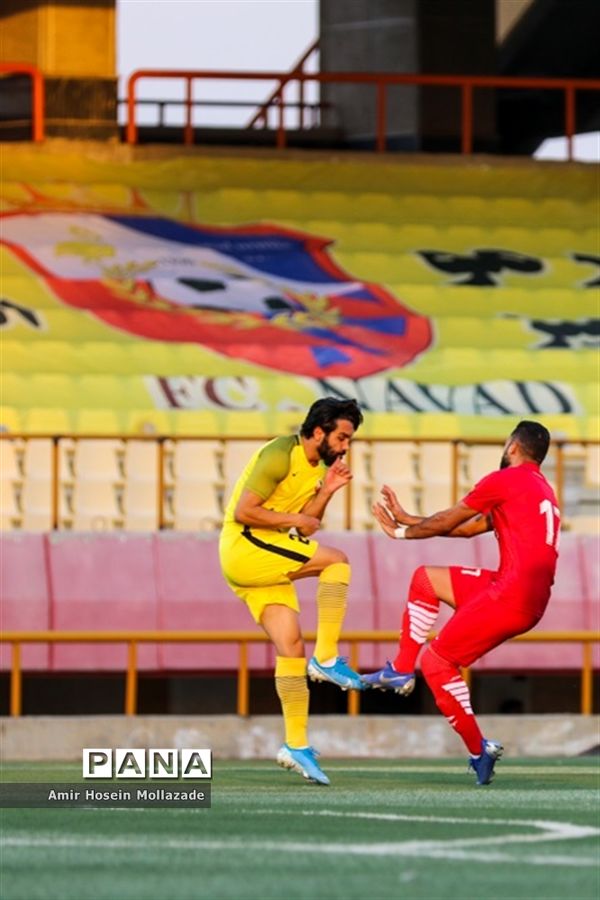 دیدارتیم های نود ارومیه و خوشه طلایی ساوه