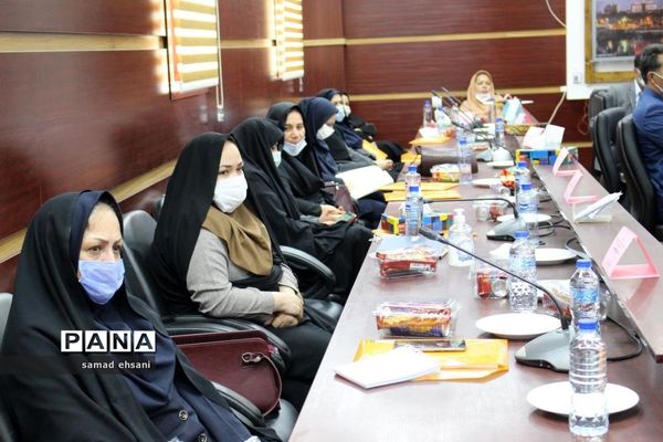 نشست  رئیس سازمان آموزش و پرورش استثنائی کشور  با مدیران مراکز آموزشی  کهگیلویه و بویراحمد