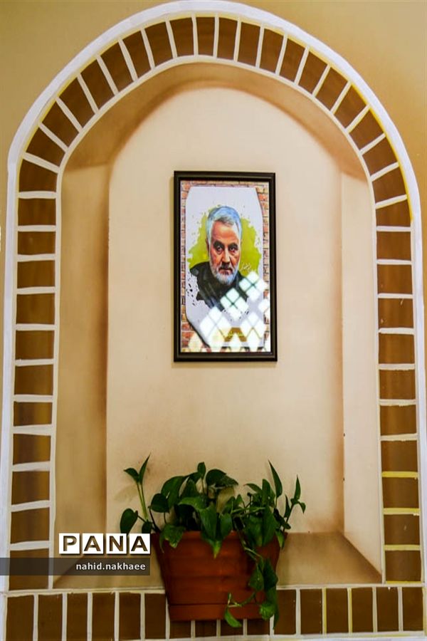 بازدید بانوان اداره کل آموزش و پرورش خراسان جنوبی از نمایشگاه زندگی بهشتی به مناسبت هفته عفاف و حجاب