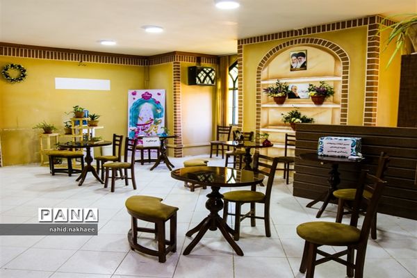 بازدید بانوان اداره کل آموزش و پرورش خراسان جنوبی از نمایشگاه زندگی بهشتی به مناسبت هفته عفاف و حجاب