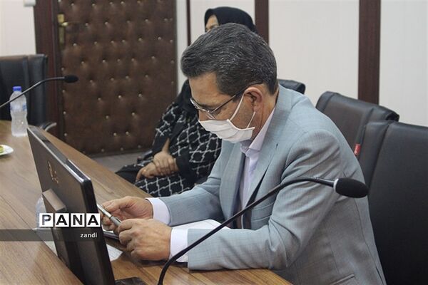 جلسه کارگروه تخصصی لباس فرم مدارس