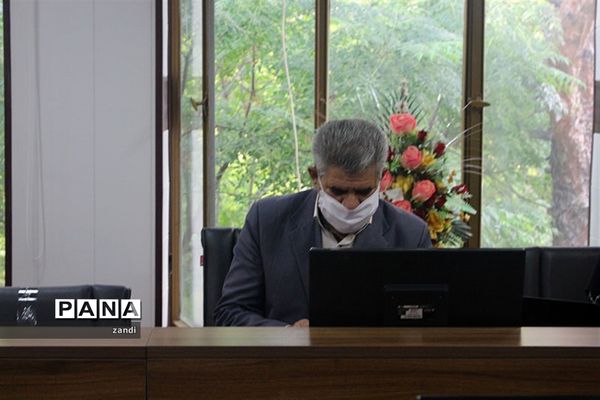 جلسه کارگروه تخصصی لباس فرم مدارس