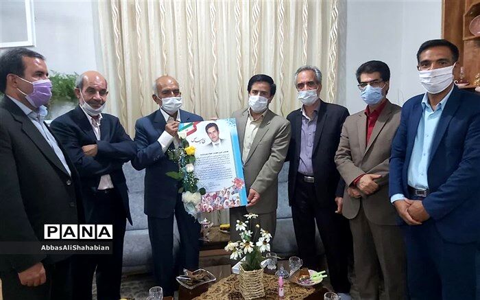قدردانی ویژه مدیریت آموزش و پرورش کاشمر از یک خیر مدرسه ساز