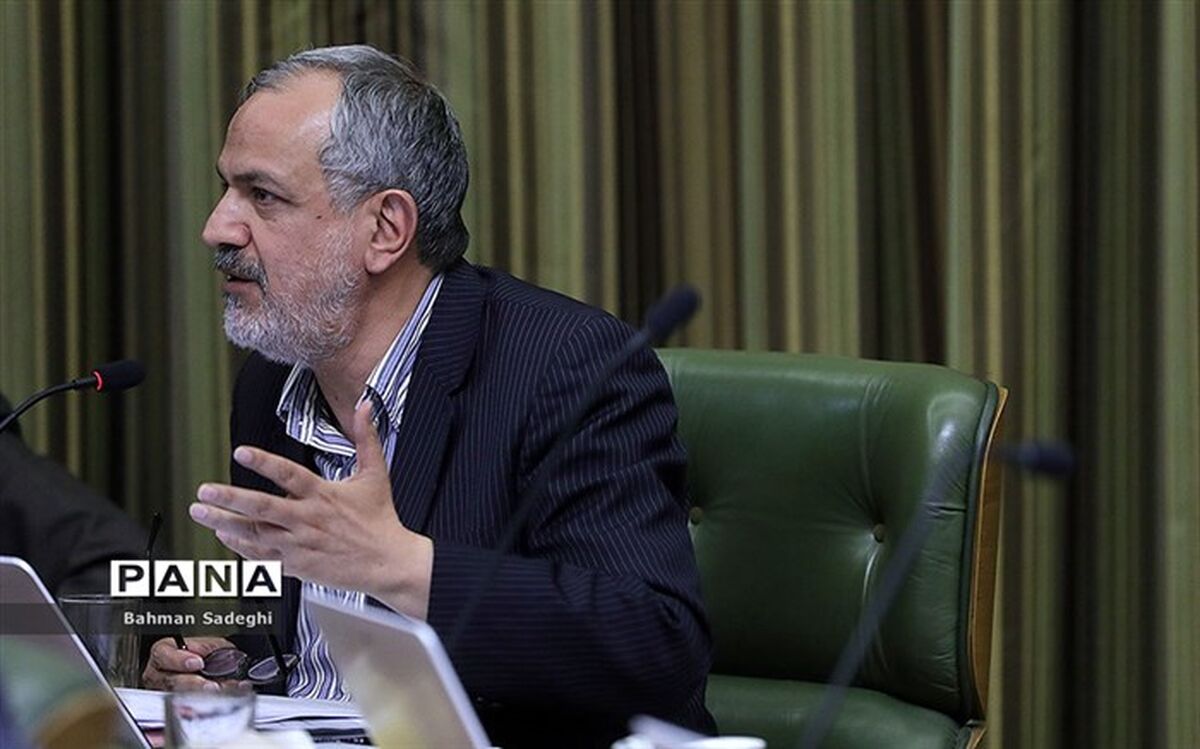 انتقاد مسجدجامعی از تعطیلی طرح‌های معمول شهرداری به بهانه محله‌محوری