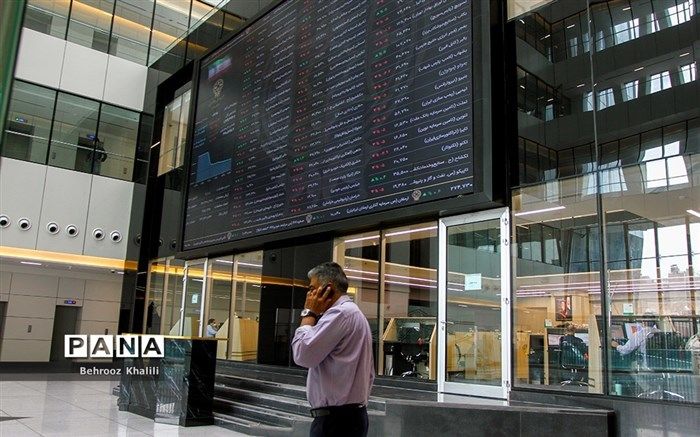 شاخص کل بورس از مرز ۱.۹ میلیون واحد هم گذشت