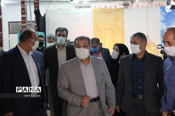 بازدید معاون پرورشی و فرهنگی وزارت آموزش و پرورش از استودیوی تولید محتوای شبکه شاد در ناحیه یک شهرری