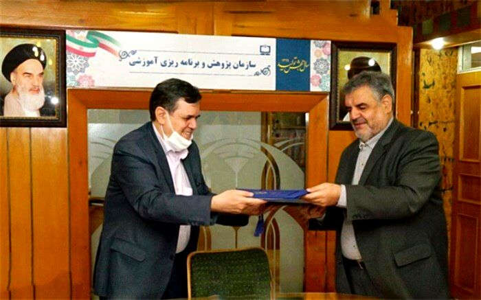 امضای تفاهم نامه همکاری بین سازمان پژوهش و دانشگاه فرهنگیان