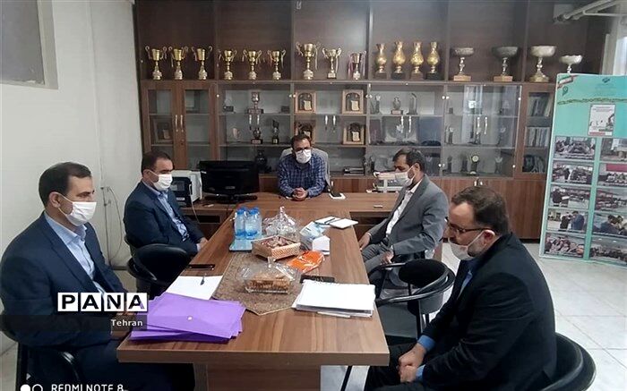 ولی پوری: نتیجه فعالیت کمیسیون های معاونت پرورشی باید در مدارس نمود پیدا کند