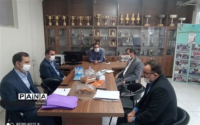 ولی پوری: نتیجه فعالیت کمیسیون های معاونت پرورشی باید در مدارس نمود پیدا کند