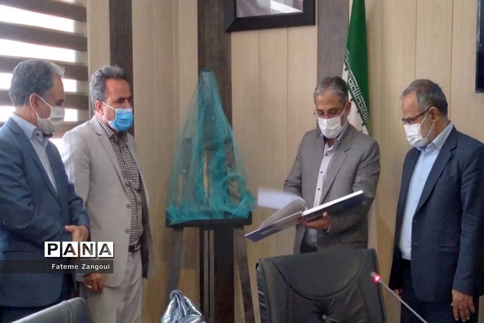 رونمایی برنامه مدیریت آموزش و پرورش بیرجند در سال 1399