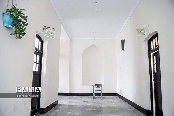 دبیرستان ماندگار البرز