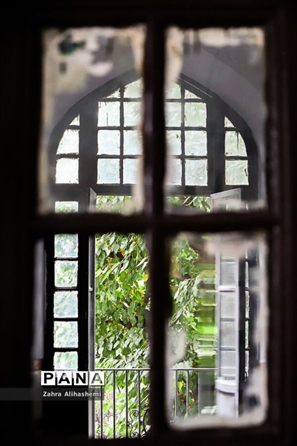 دبیرستان ماندگار البرز