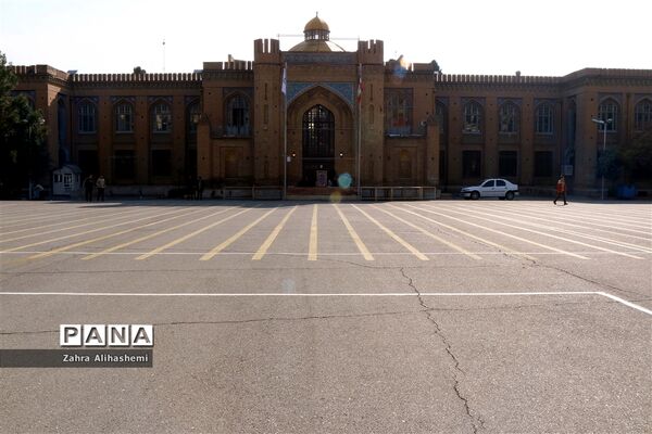 دبیرستان ماندگار البرز