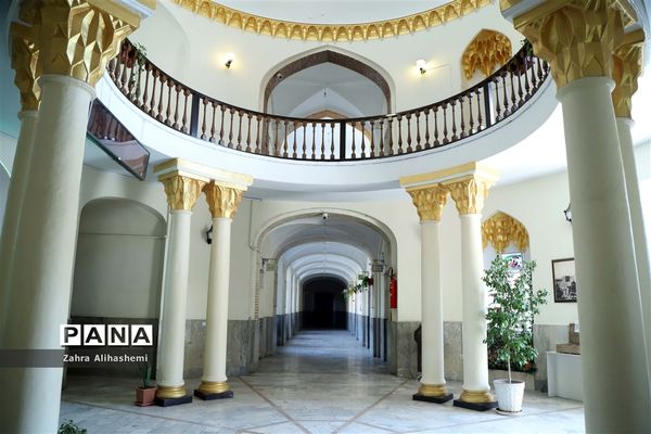 دبیرستان ماندگار البرز