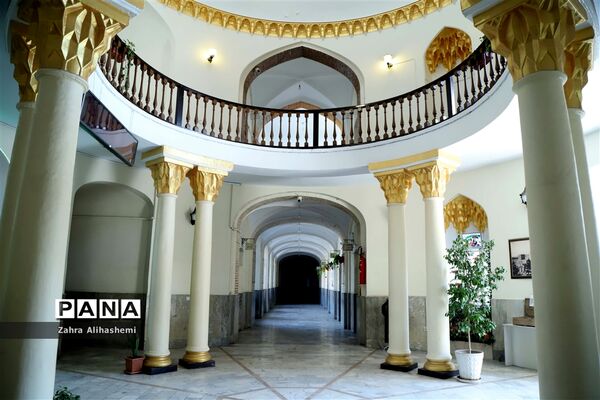 دبیرستان ماندگار البرز