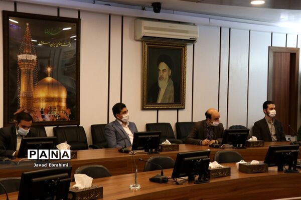 نشست ستاد انتخابات شورای دانش‌آموزی استان و دهمین دوره انتخابات مجلس دانش‌آموزی