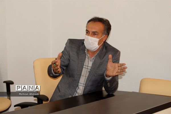 جلسه هم اندیشی معاون پرورشی و فرهنگی اداره کل آموزش و پرورش استان بوشهر با مشاوران مرکز مشاوره و خدمات روان شناختی بوشهر