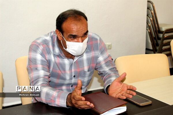 جلسه هم اندیشی معاون پرورشی و فرهنگی اداره کل آموزش و پرورش استان بوشهر با مشاوران مرکز مشاوره و خدمات روان شناختی بوشهر