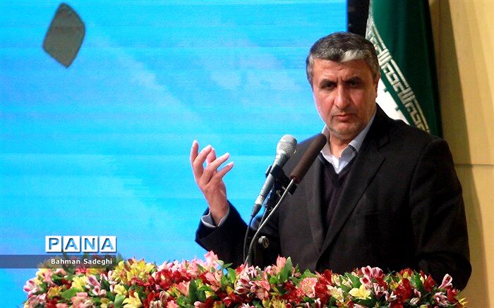 وزیر راه: ۳هزار و ۵۰۰کیلومتر راه روستایی تا پایان دولت آسفالت می‌شود