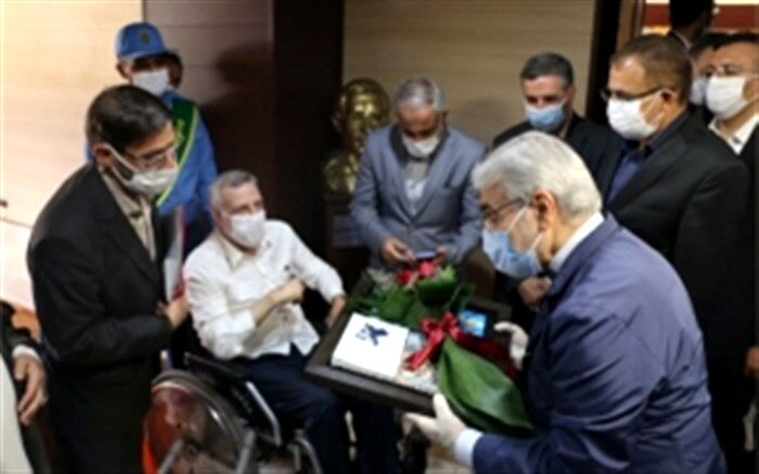 ​تقدیر جامعه ایثارگری زنجان از رییس سازمان برنامه و بودجه کشور