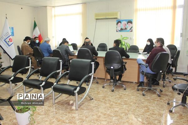 نشست کمیته عفاف و حجاب دانش آموزان و فرهنگیان استان بوشهر